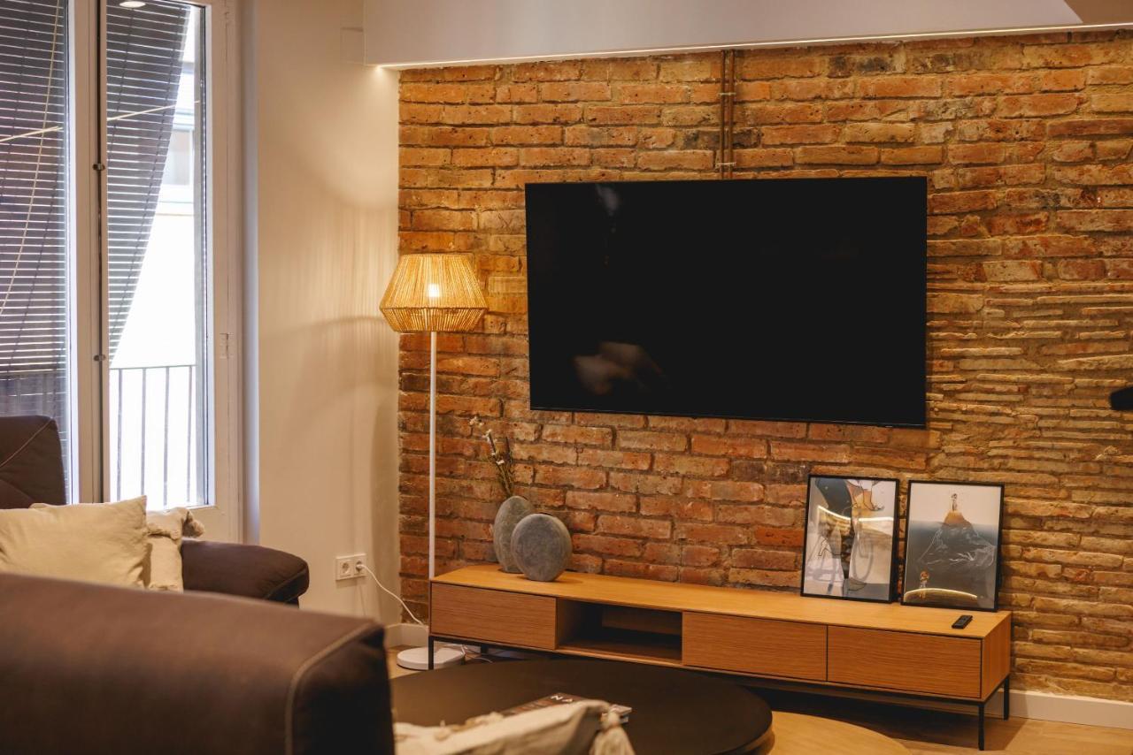 Bravissimo Cort Reial Duplex, Spacious With 3 Bedrooms Girona Eksteriør billede
