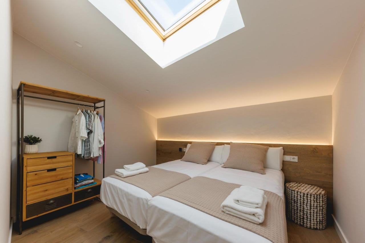 Bravissimo Cort Reial Duplex, Spacious With 3 Bedrooms Girona Eksteriør billede