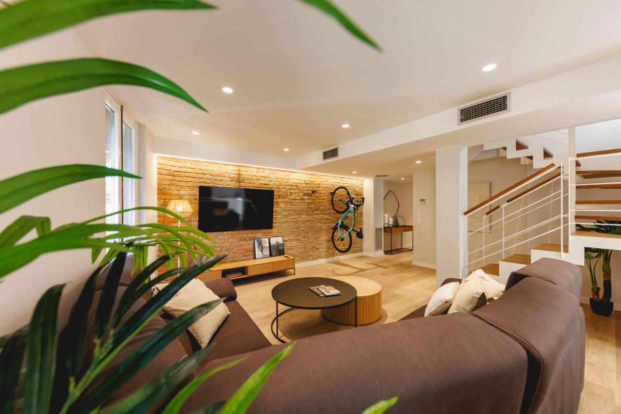 Bravissimo Cort Reial Duplex, Spacious With 3 Bedrooms Girona Eksteriør billede